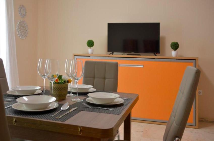 Casa Patio Las Palmeras Cordoba Con Piscina ภายนอก รูปภาพ