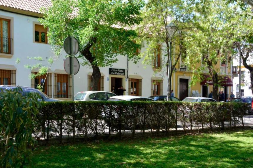 Casa Patio Las Palmeras Cordoba Con Piscina ภายนอก รูปภาพ